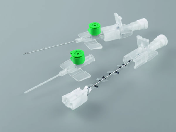BD Venflon TM Pro Safety Sicherheits- venenverweilkatheter mit Zuspritzventil  grün 18 G (1Pkg.=50 Stk.)