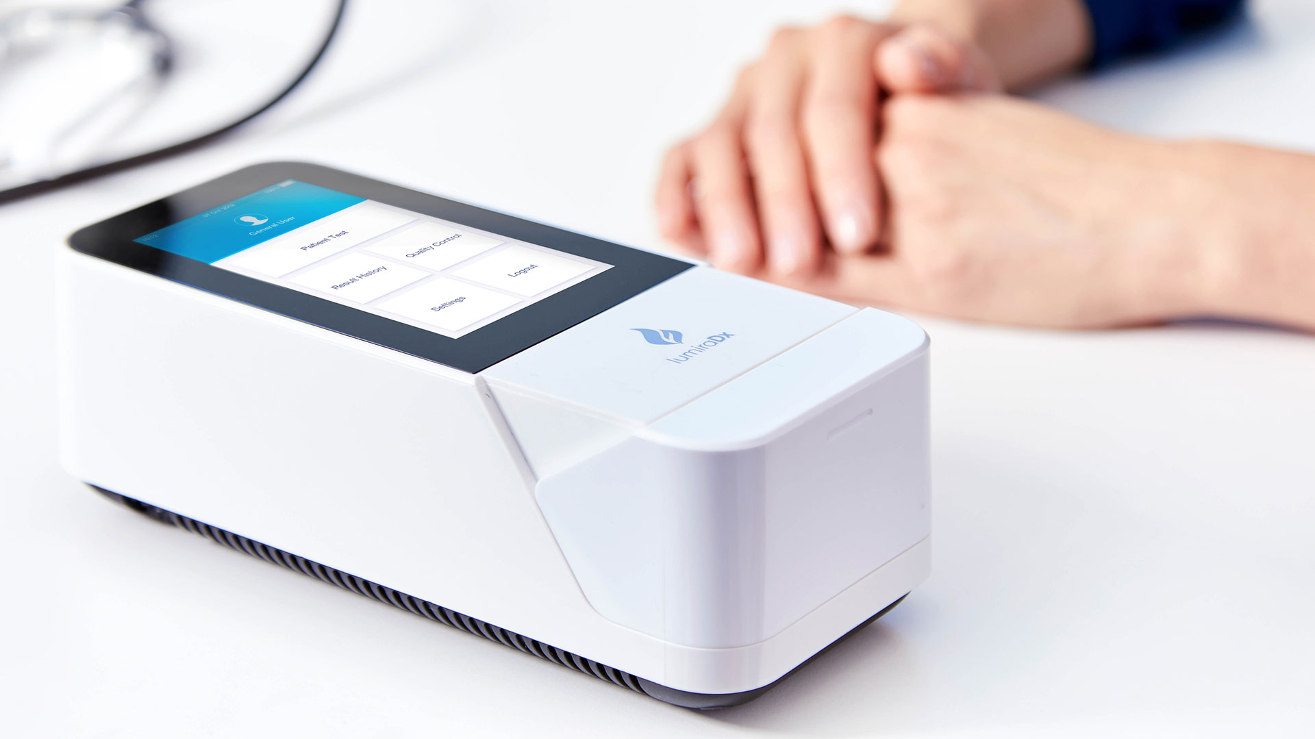 Roche LumiraDX Instrument V5E